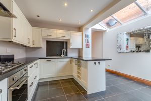 Photo 11- click for photo gallery